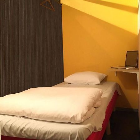 Guest House Chadapon Токио Экстерьер фото